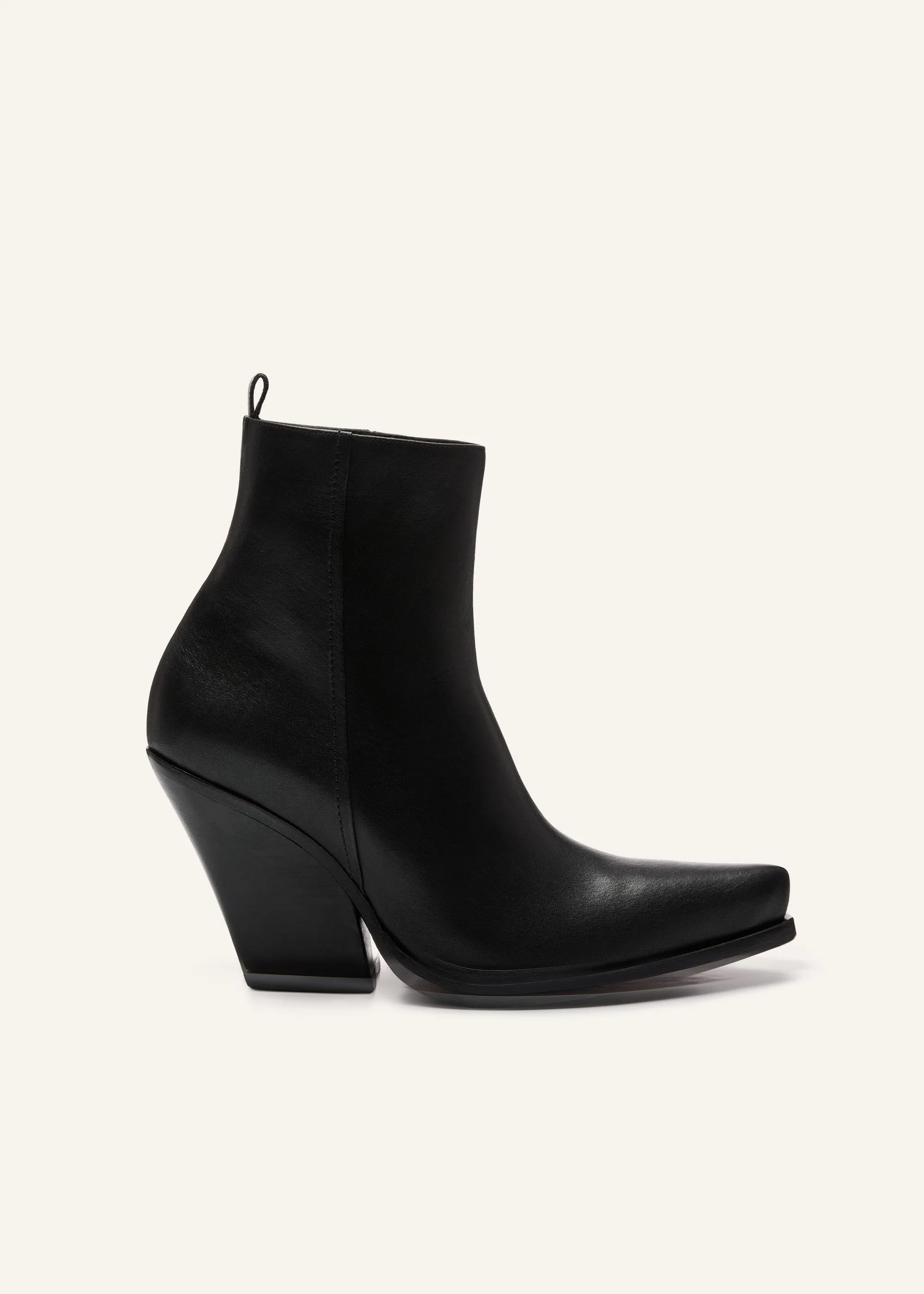 Calf leather cowboy ankle boots in black